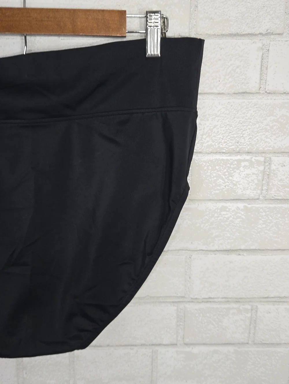 Trimshaper black bikini bottoms